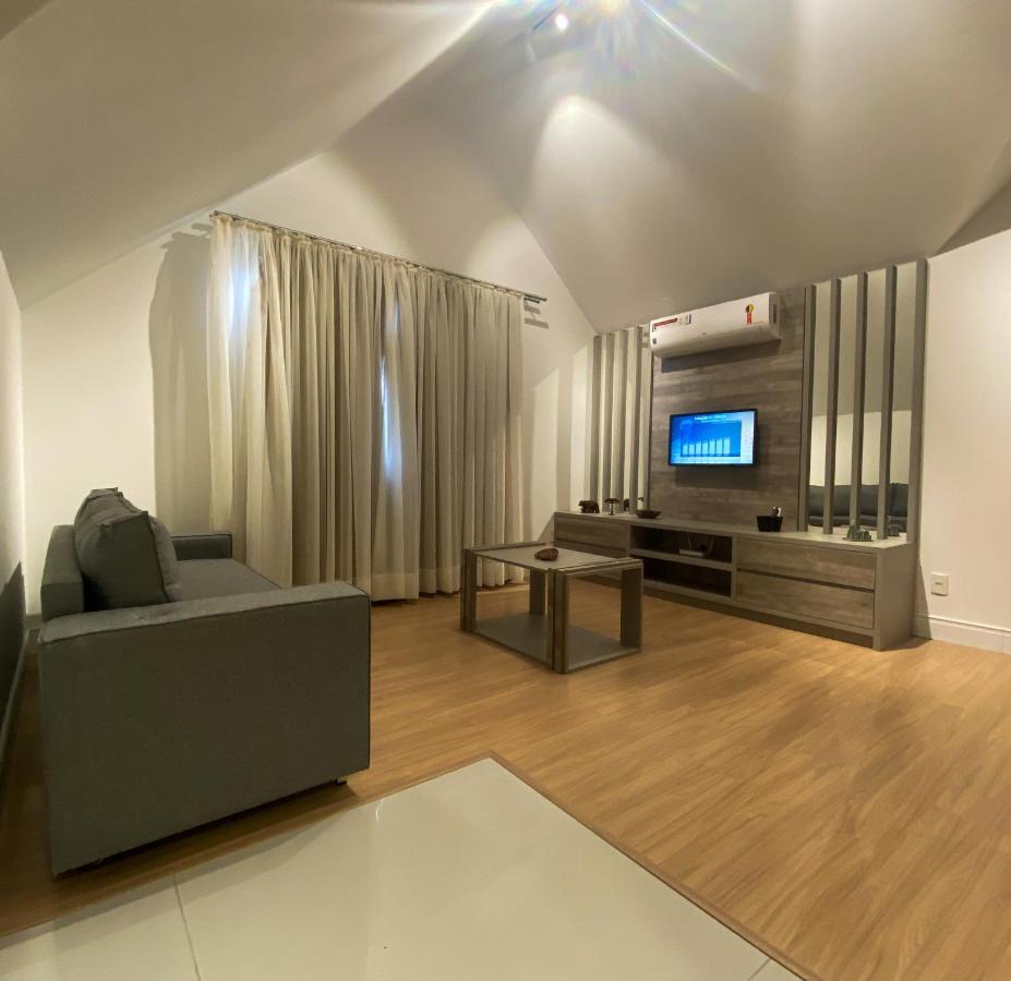 Duplex Novo, Com 02 Suites, Para 06 Pessoas, E 02 Vagas De Garagem Canela Esterno foto